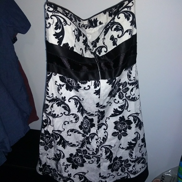 EUC STRAPLESS WHBM DRESS SZ 2 - Picture 4 of 6